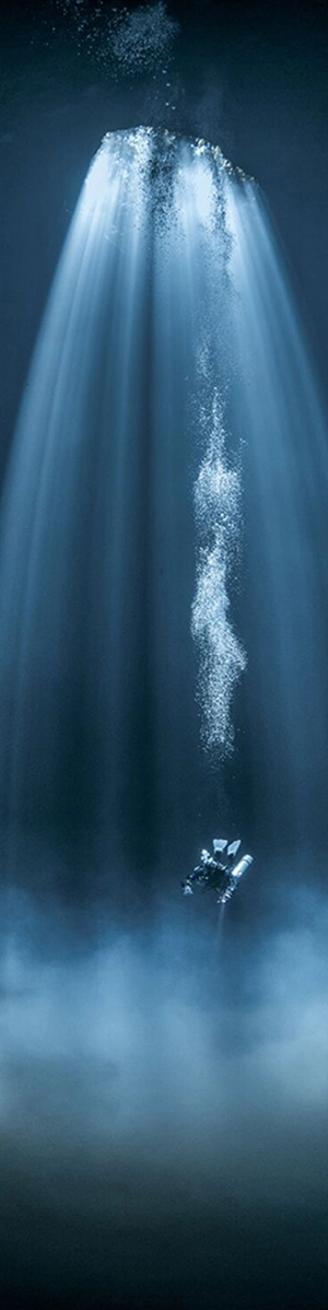 Diver swims above Hydrogen Sulphide cloud